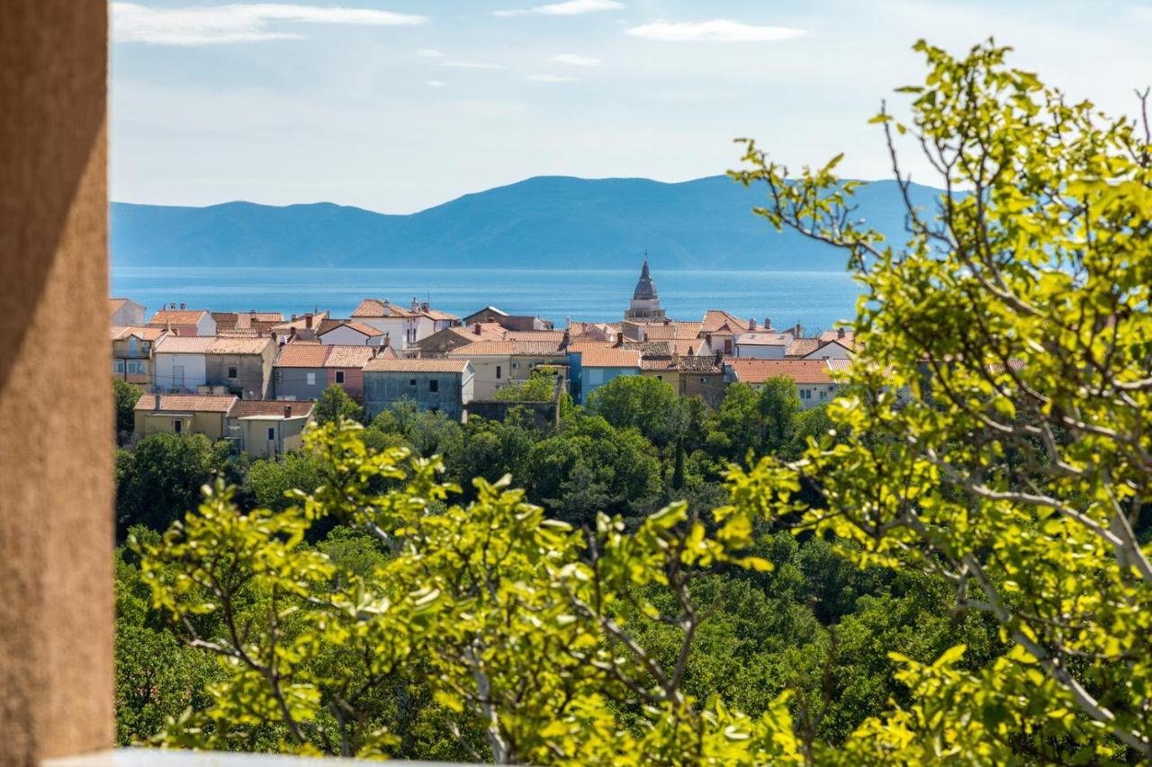 Apartmani Beba Omišalj Exterior foto